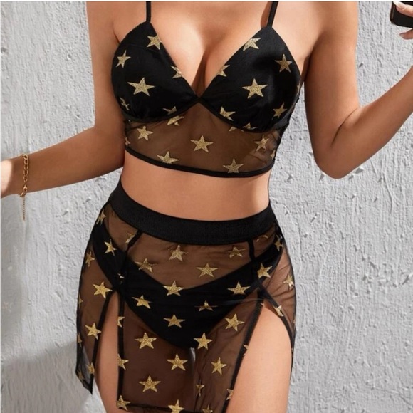 Rave Festival 5 piece 
Star Print Fuzzy Cuff Mesh Top
Size small - Picture 13 of 16